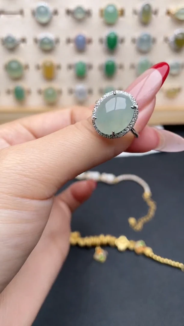 【闪购商品】翡翠戒指银S925镶嵌一物一证一礼盒