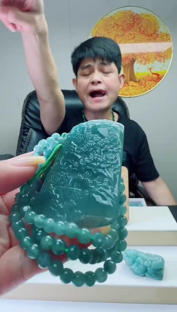 翡翠未镶嵌颈饰多样性随机发其一