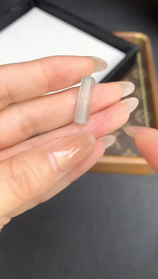 未镶嵌定制翡翠25111801