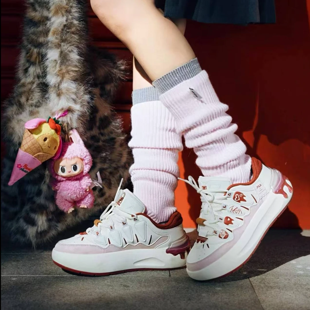 Fila/斐乐【萝卜鞋】春季新款女士限定款百搭摩登板鞋F12W512143F