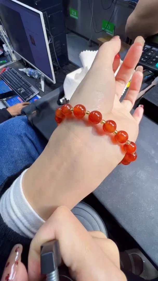 【闪购商品】玛瑙/玉髓手串未镶嵌手串商品多样性发货1