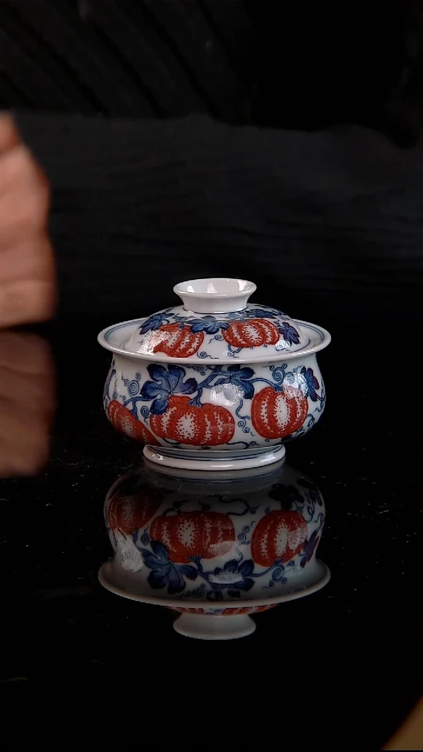 刻画堂青花釉里红瓜瓞绵绵盖碗