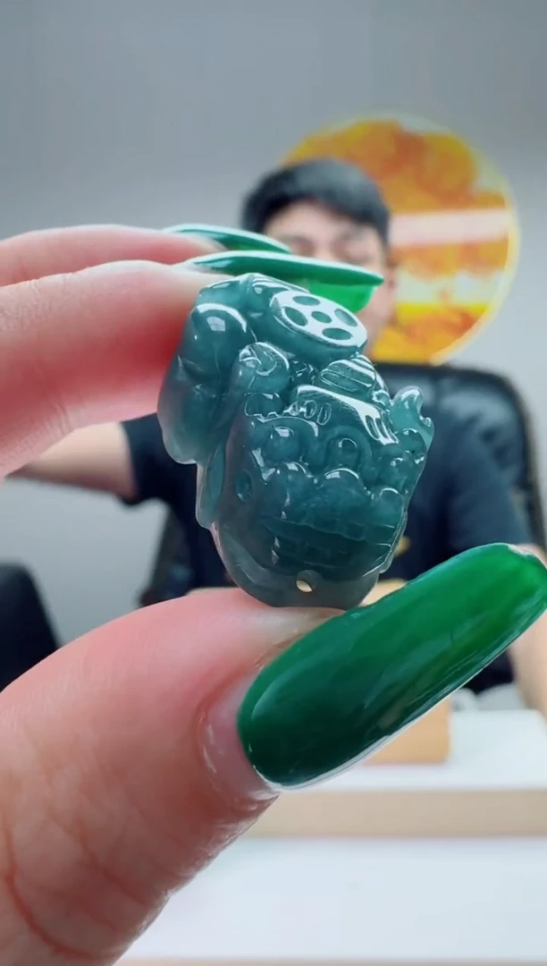 翡翠未镶嵌颈饰多样性随机发其一