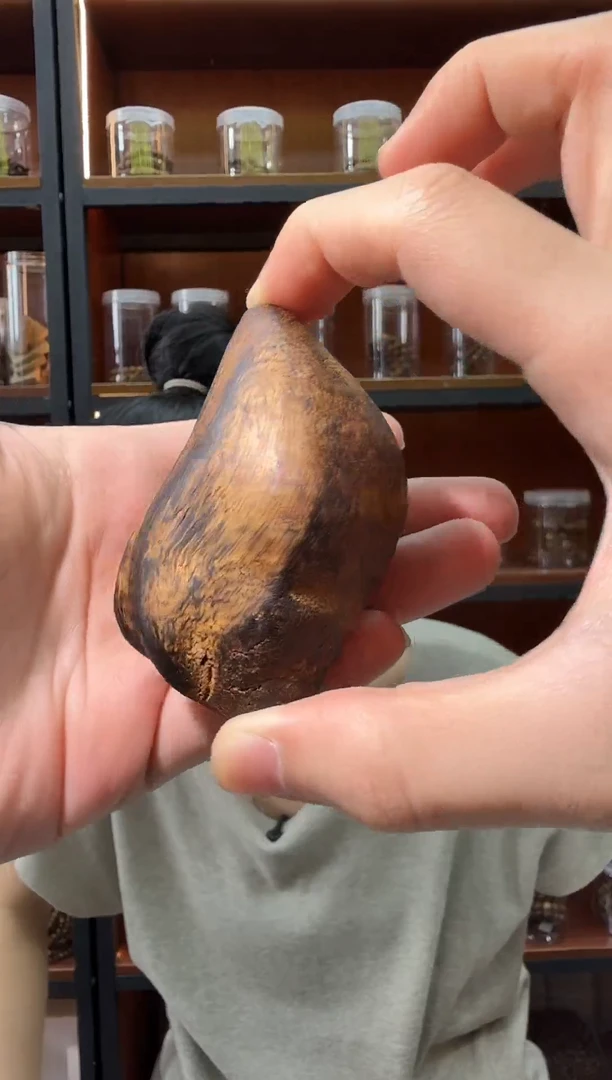 沉香吊坠56号红土多样性发一