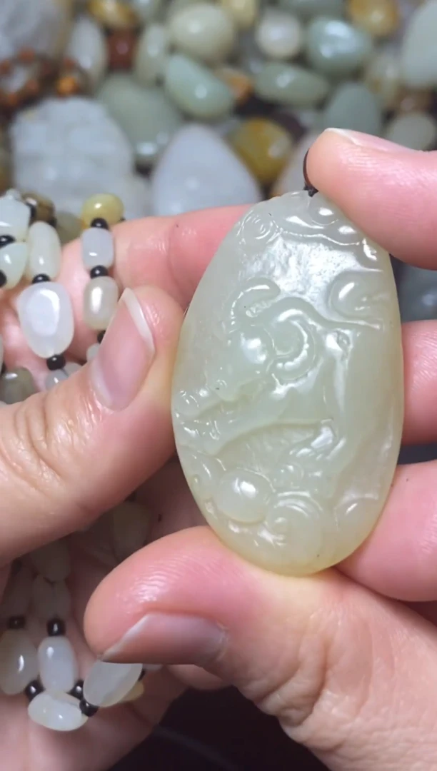 未镶嵌和田玉包链和田玉