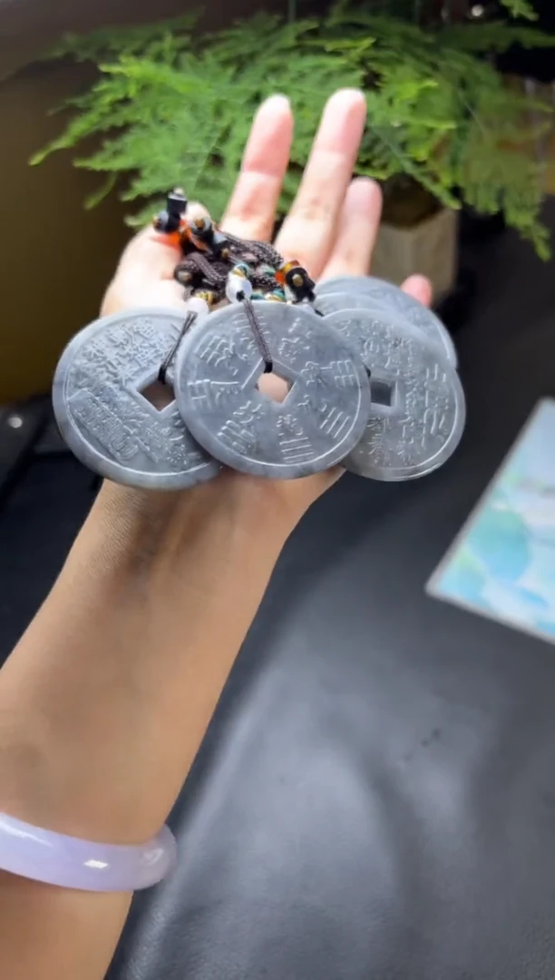 未镶嵌挂件翡翠多样性发一件25092508A