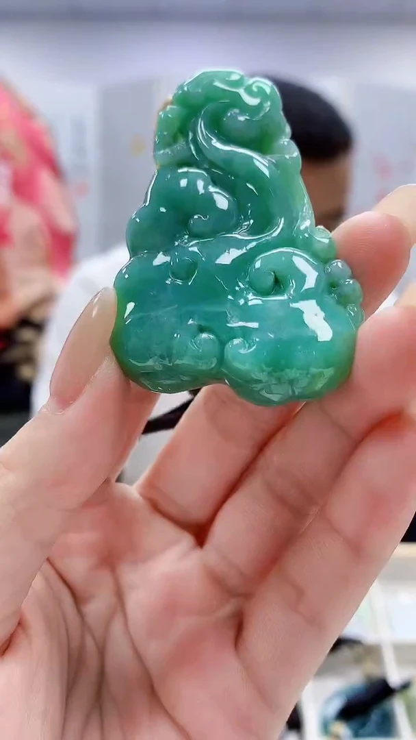 未镶嵌定制翡翠4898lr-毛货挂件153