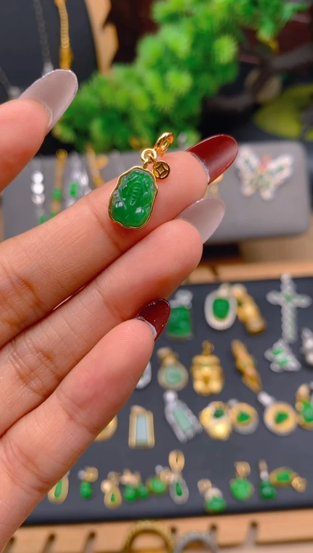 吊坠(不含链)银S925镶嵌翡翠貔貅万能扣
