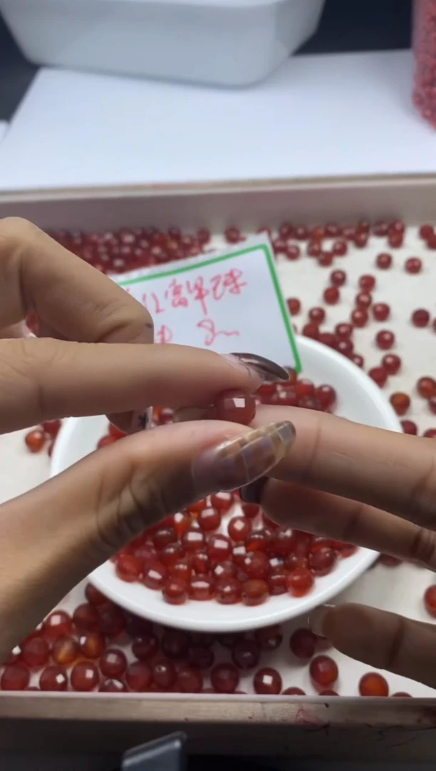 【闪购商品】玛瑙/玉髓颈饰未镶嵌w2109南红富甲珠8mm*15颗