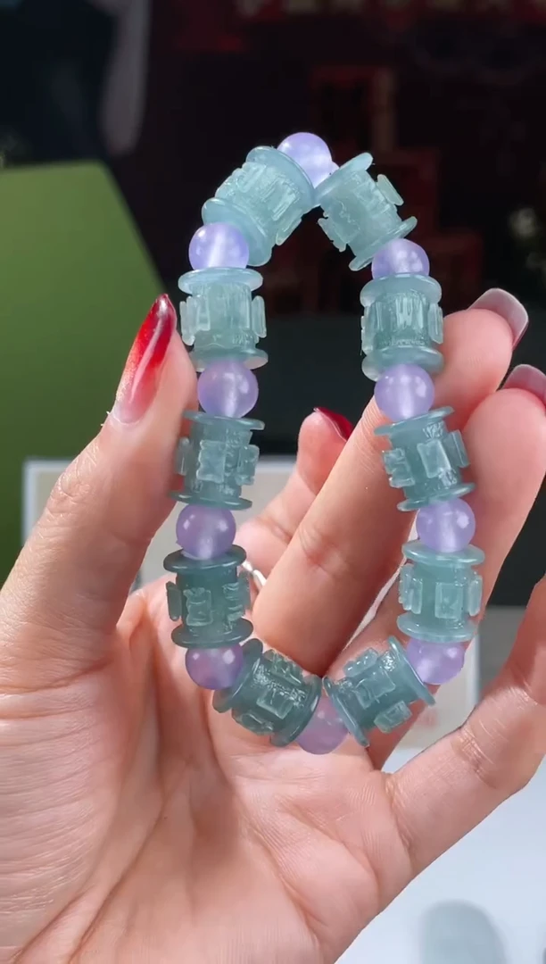 【闪购商品】定制翡翠未镶嵌不退不换随机发CMH1件-A