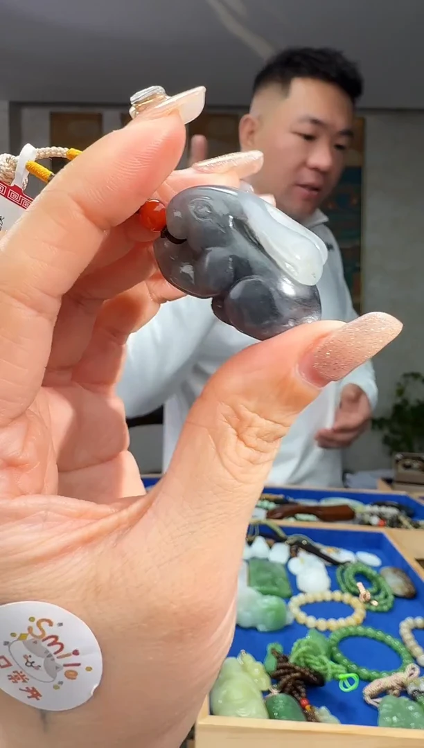 颈饰未镶嵌和田玉拍一发一