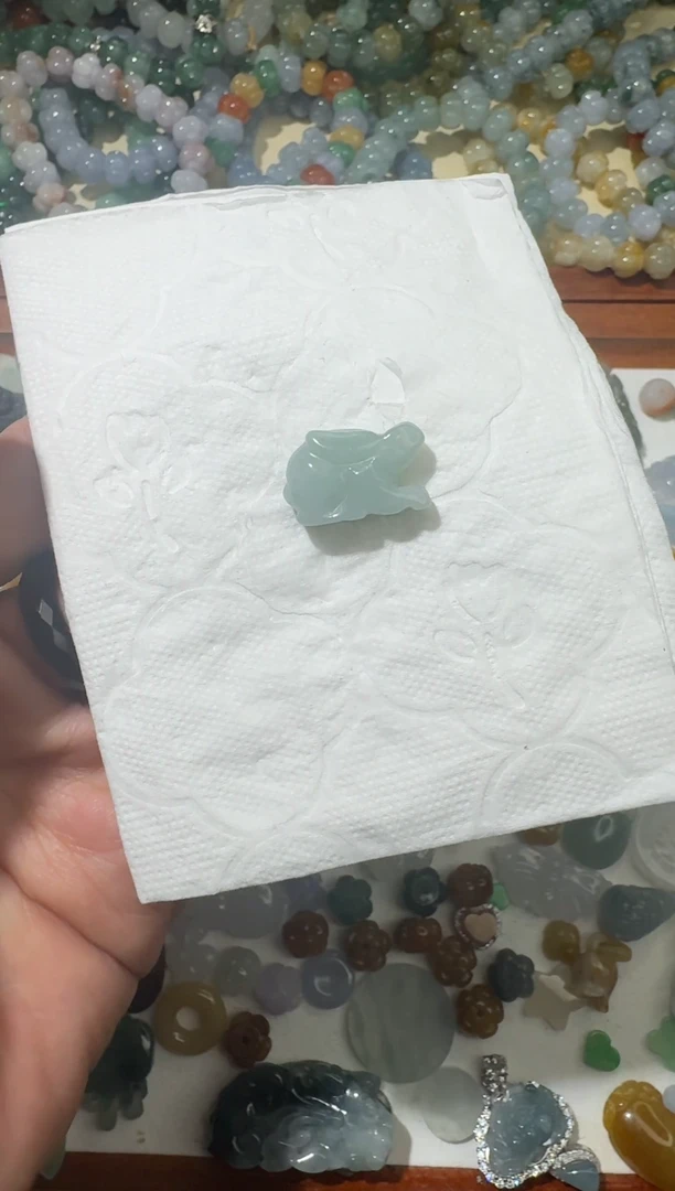 【闪购商品】翡翠颈饰未镶嵌【闪购商品】 天然翡翠 