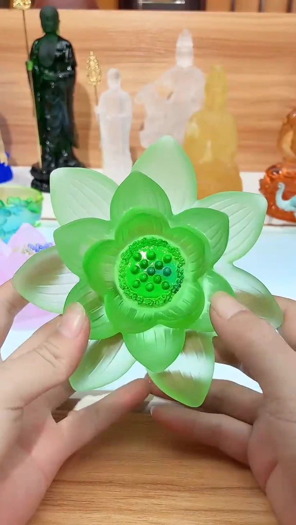 手工艺品琉璃草绿色的佛前莲花18CM