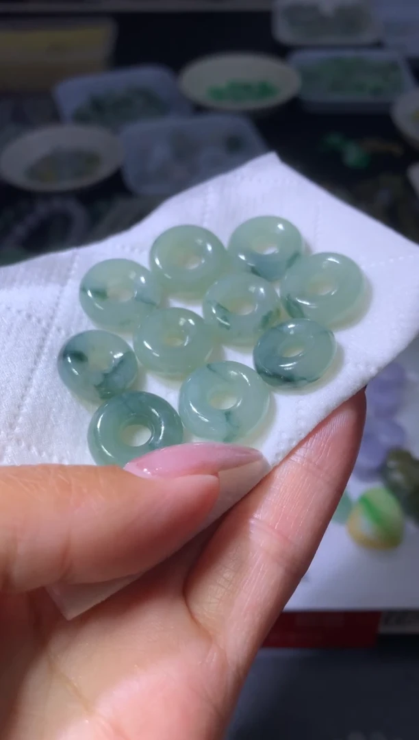 未镶嵌挂件翡翠两****地MXX056565