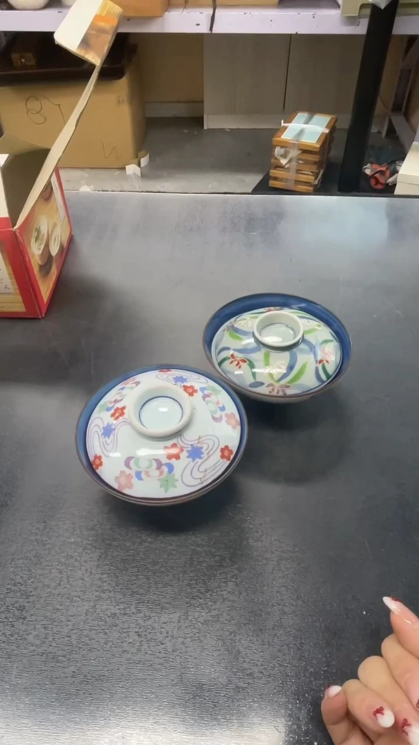 两只盖碗默认微瑕