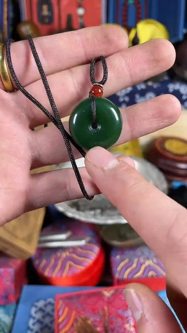 【闪购商品】琥珀颈饰未镶嵌玉琅壹号哈哈哈