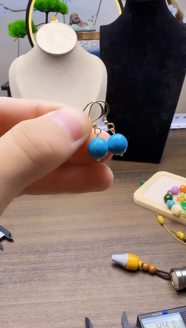 玛瑙/玉髓耳钉14K金镶嵌E03