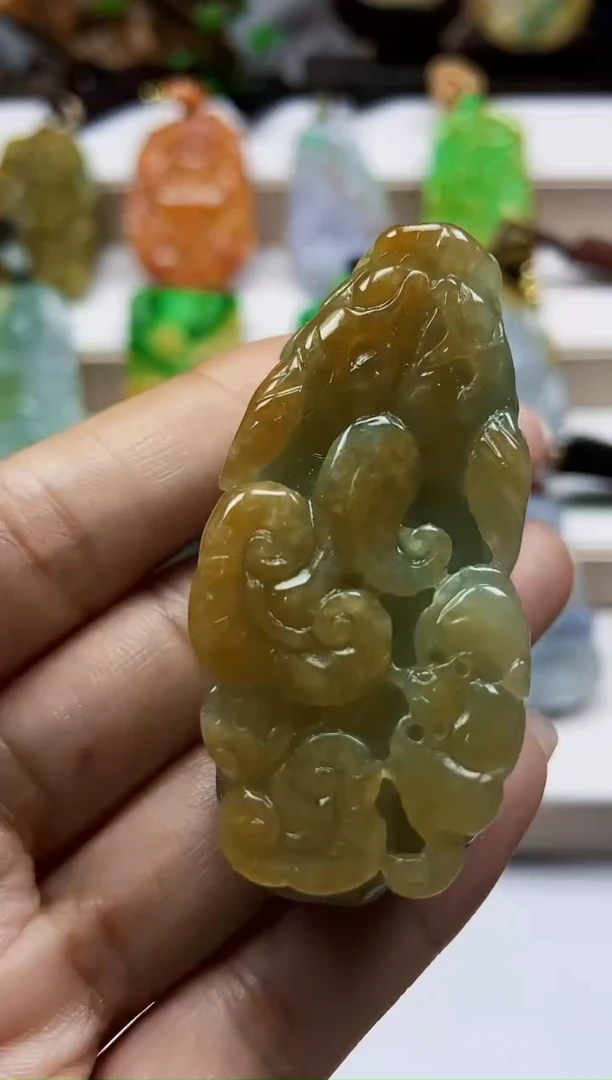 颈饰未镶嵌翡翠翡翠A货