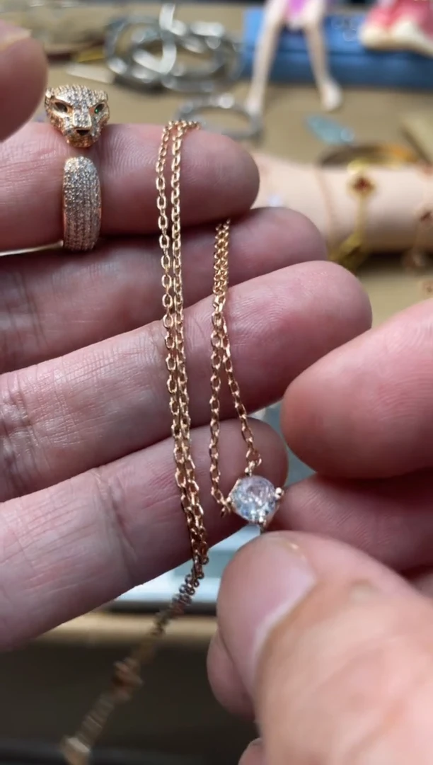 瓷片 嘉荣当康大姐fu的总铺