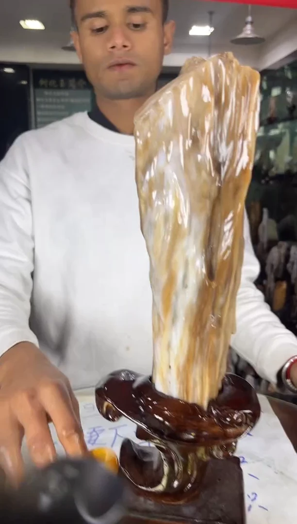 未镶嵌珠宝奇石硅化玉缅甸天然树化玉精品居家摆件