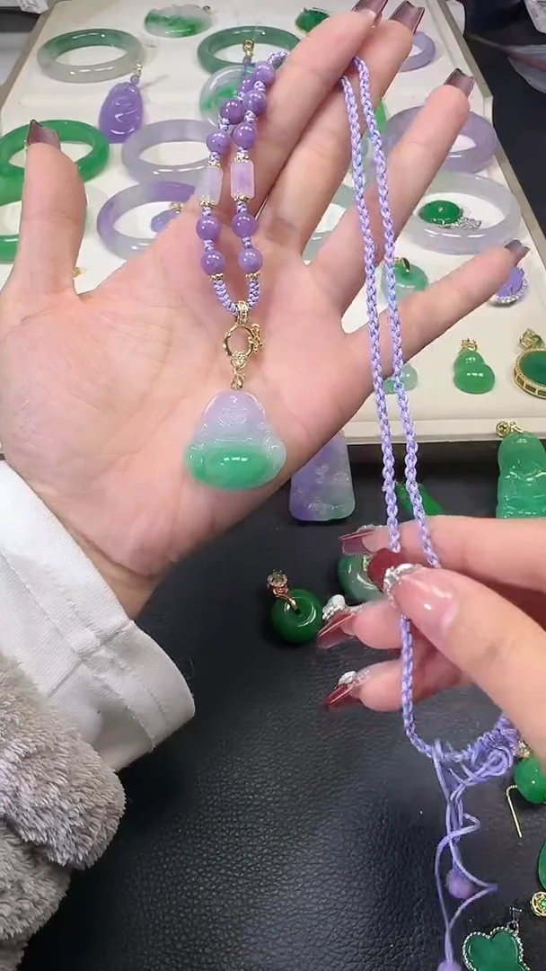 【闪购商品】翡翠颈饰未镶嵌春彩佛一套