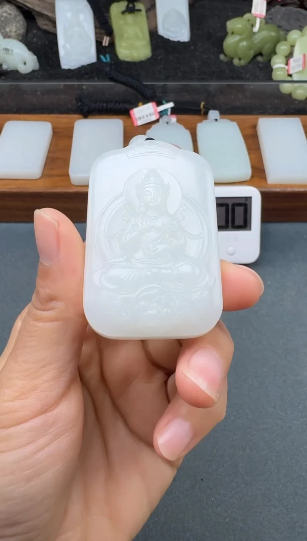 颈饰未镶嵌和田玉2