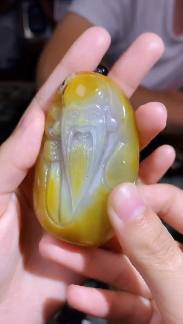 和田玉未镶嵌颈饰1