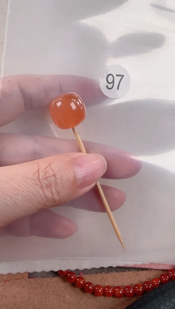 未镶嵌南红玛瑙珠宝半成品原矿无优化微瑕枣珠