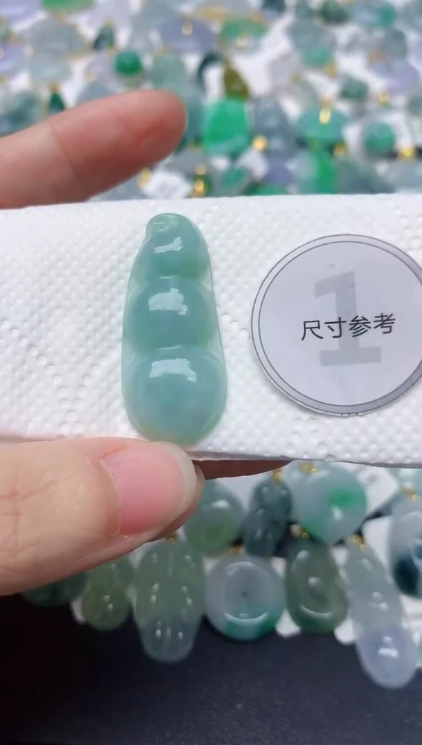 颈饰未镶嵌翡翠天然缅甸A货翡翠