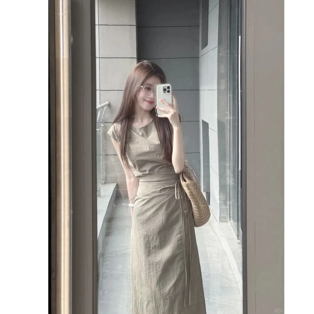 法式时尚设计感修身连衣裙