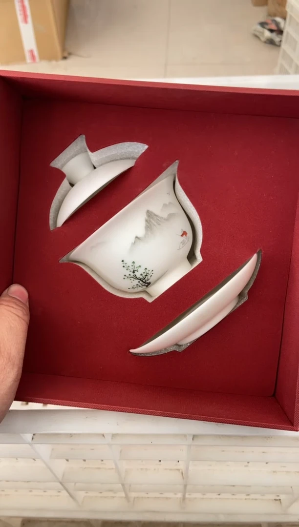 杯无运费险有瑕疵的摄影的产品有使用过的痕迹有点脏介意勿拍