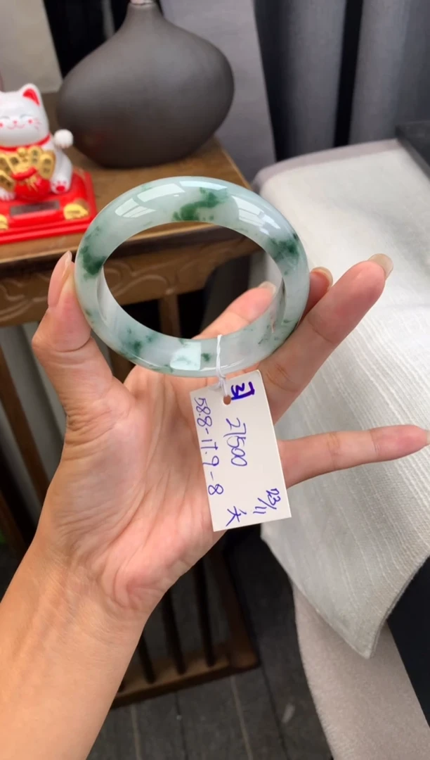 未镶嵌手镯翡翠玲*假一赔三     订金