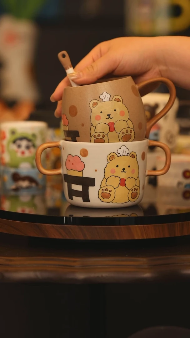 【闪购商品】摆件景德镇釉下彩绘设计师款陶瓷