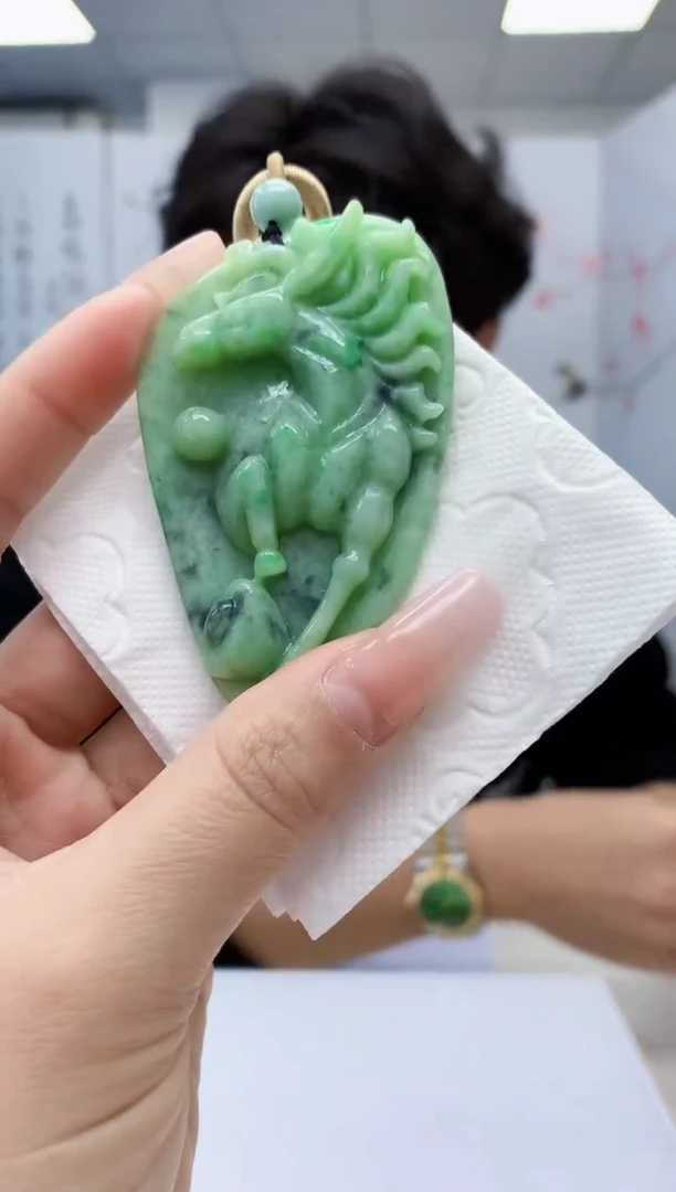 【闪购商品】定制翡翠未镶嵌5145lr-毛货挂件48