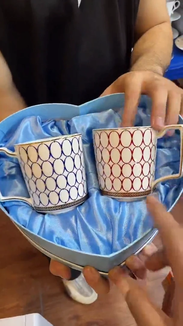 杯鸿辉家品牌瓷器，京东包邮！