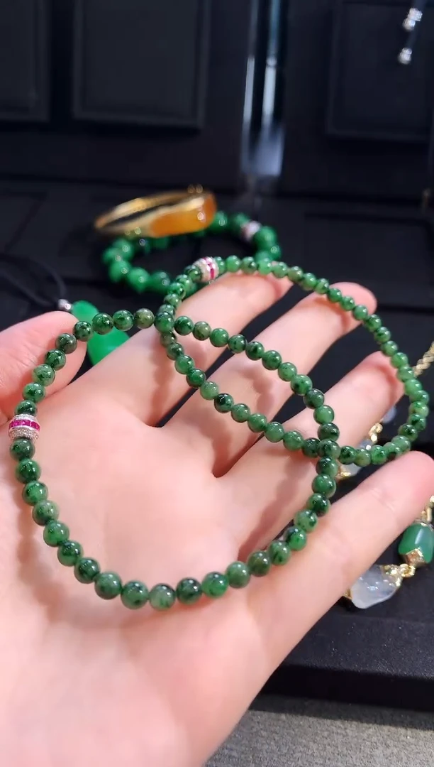 【闪购商品】翡翠手串未镶嵌手饰 多样性发货 发其一