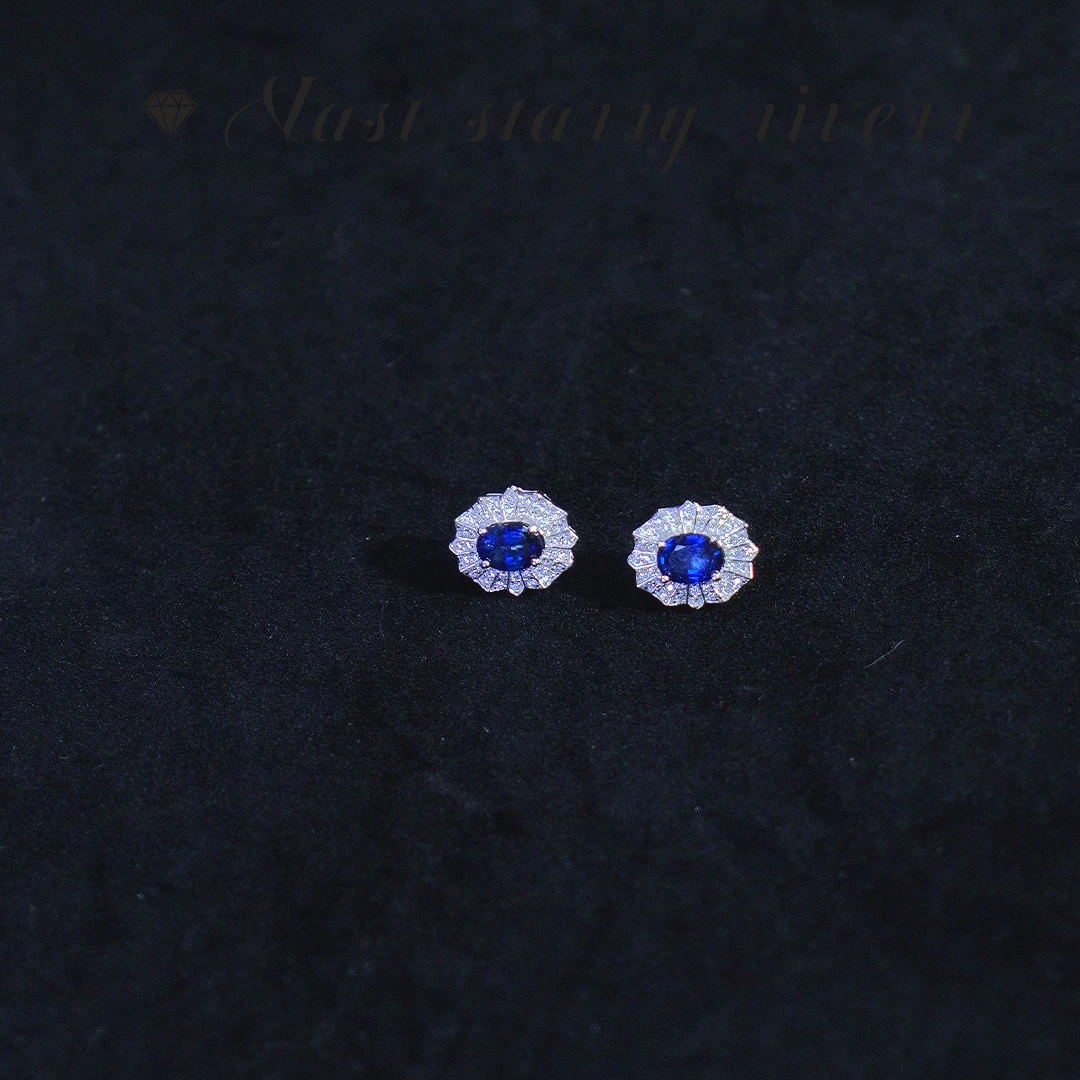 A421-天然蓝宝石耳钉(约1克拉左右 2枚2克拉)