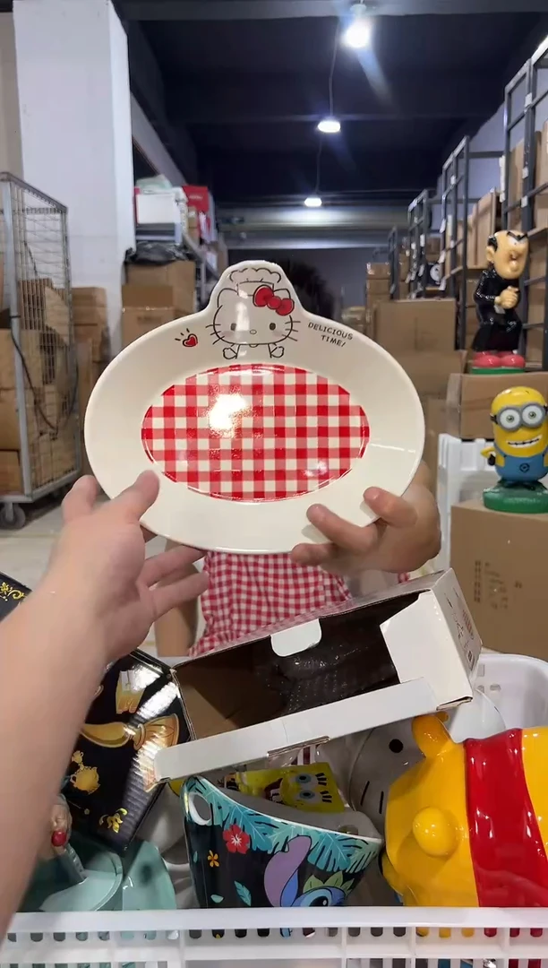 瓷片原盒kt猫红格子餐盘