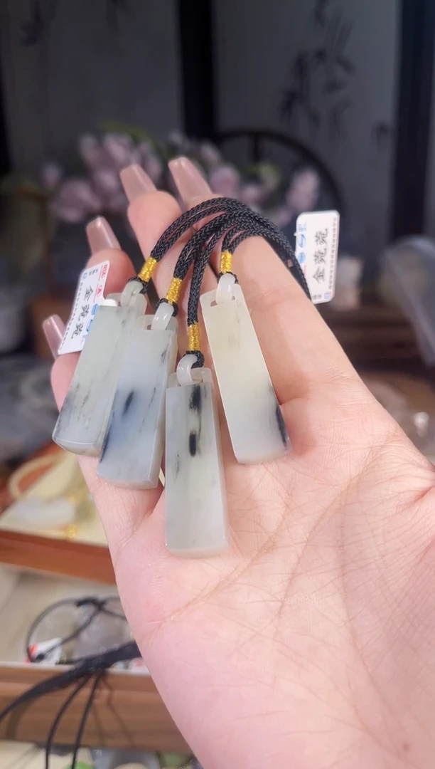 和田玉未镶嵌项链多样性发货其一孤品默认微瑕