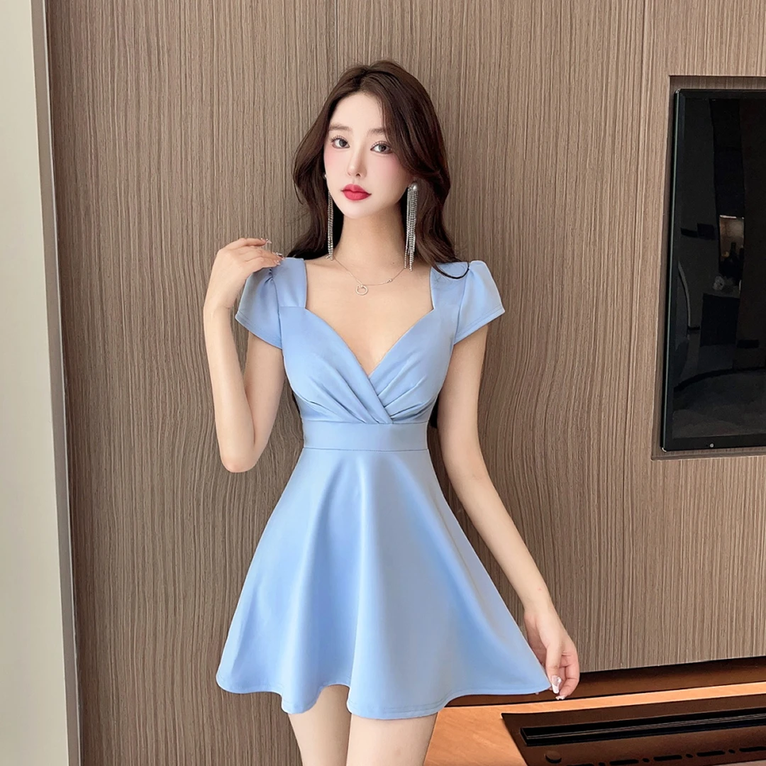 夜场性感简约A字裙工作服低胸装深V领气质法式收腰显瘦蓬蓬连衣裙