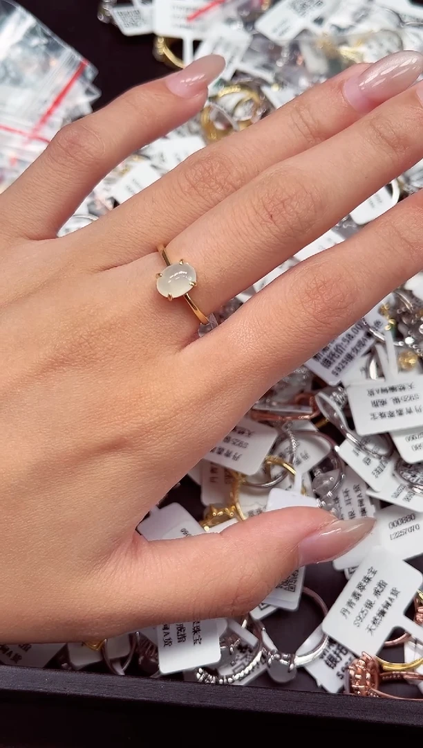 银S925镶嵌戒指翡翠A货 多样性发一