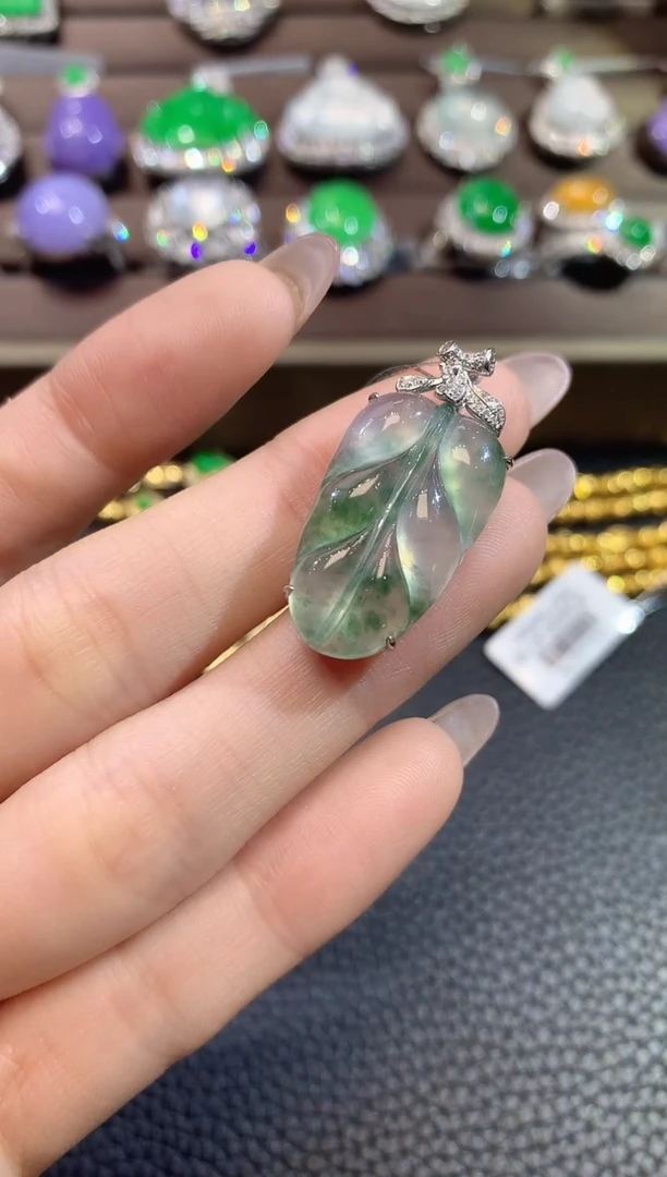 翡翠18K金镶嵌吊坠(不含链)A53翡翠
