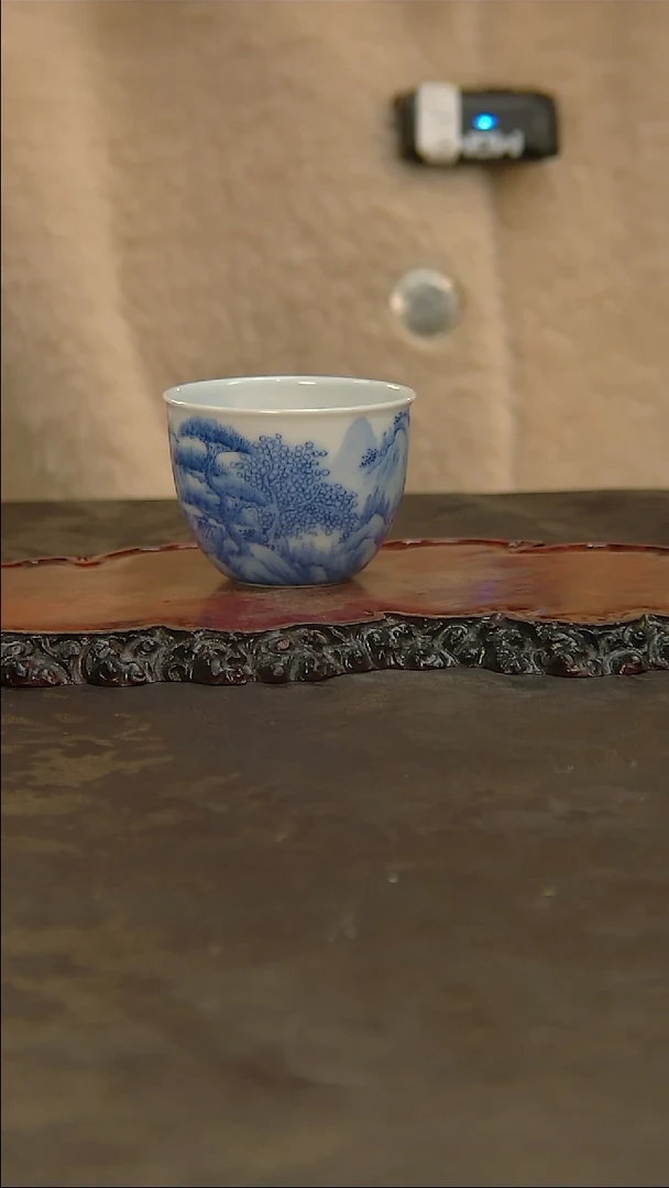 【闪购商品】青花手绘山水主人杯