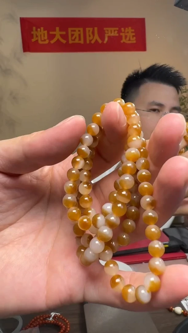 手串未镶嵌和田玉和田玉糖白圆珠多圈手串