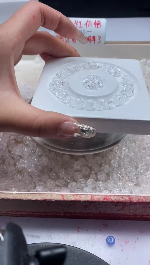 【闪购商品】水晶颈饰未镶嵌w902雪花幽灵8mm*40颗