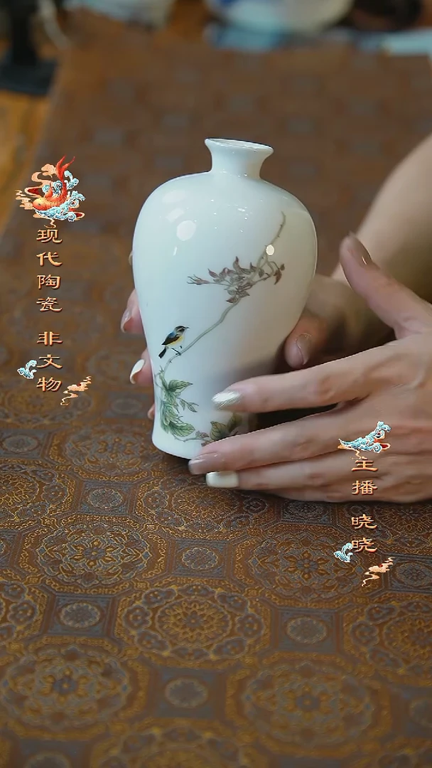 摆件景德镇高温瓷器釉上彩花想容花器