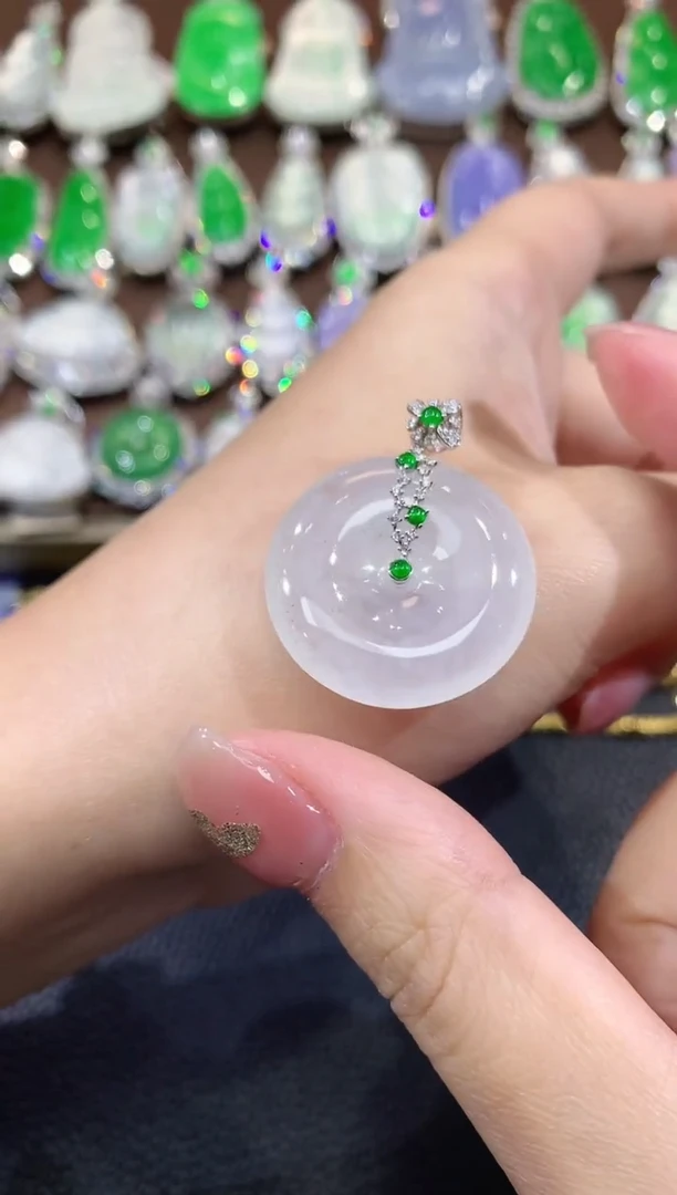 吊坠(不含链)18K金镶嵌翡翠D4