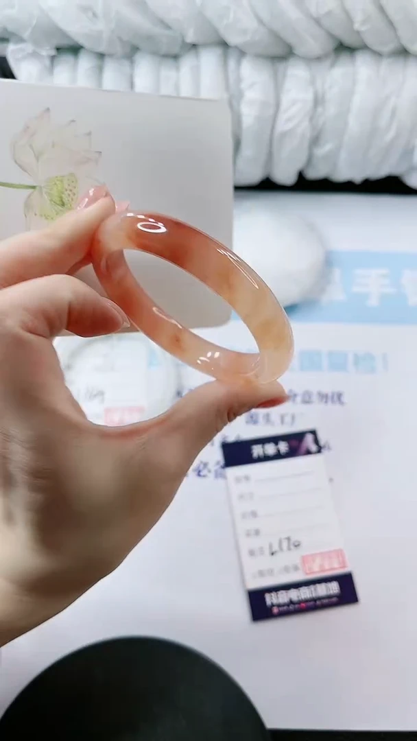 【闪购商品】石英质玉手镯未镶嵌多样性发货L170