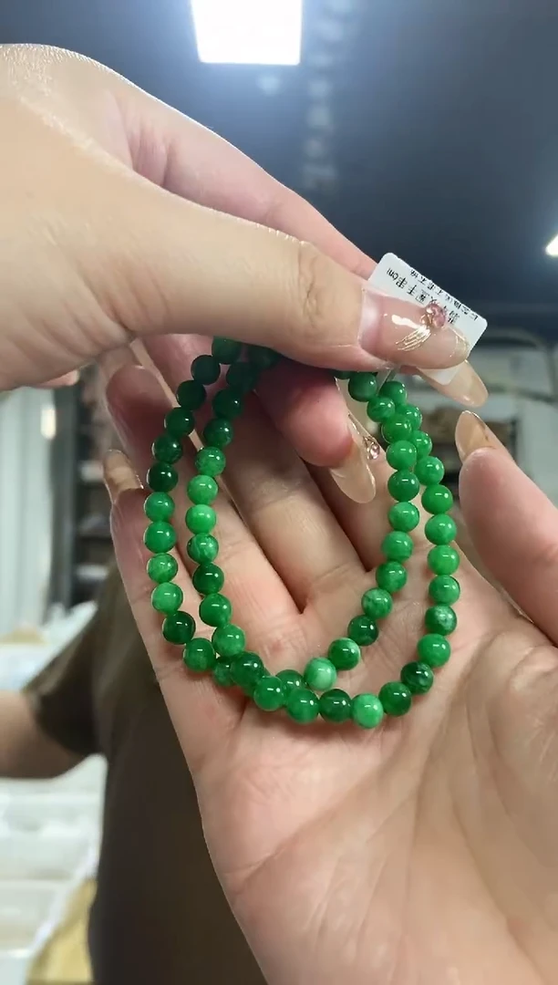 【闪购商品】翡翠手串未镶嵌多样性发其一颜色微差