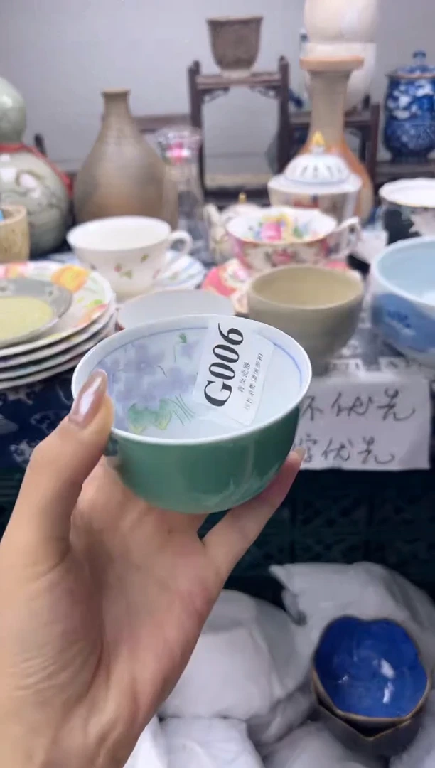 瓷片女**色 G006